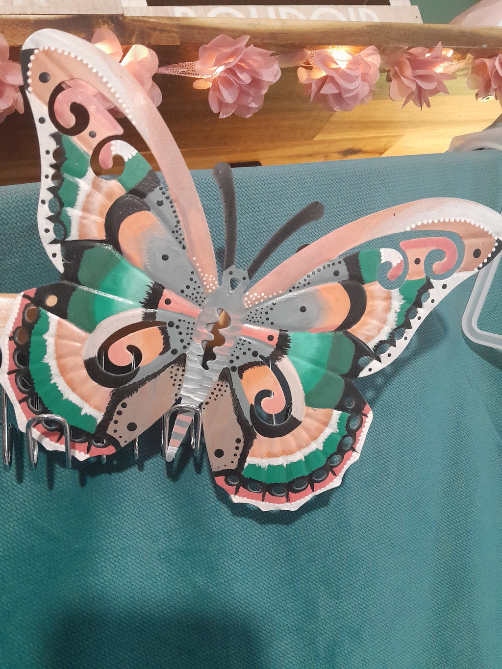Papillon rose multicolore fait main